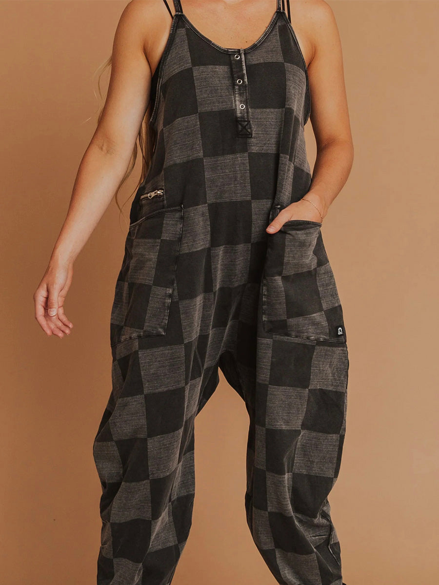 Women's Oversized Plaid Jumpsuit – Casual Relaxed Fit with Adjustable Straps