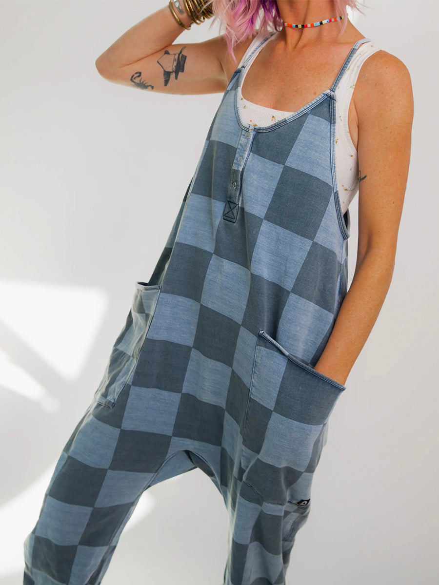 Women's Oversized Plaid Jumpsuit – Casual Relaxed Fit with Adjustable Straps