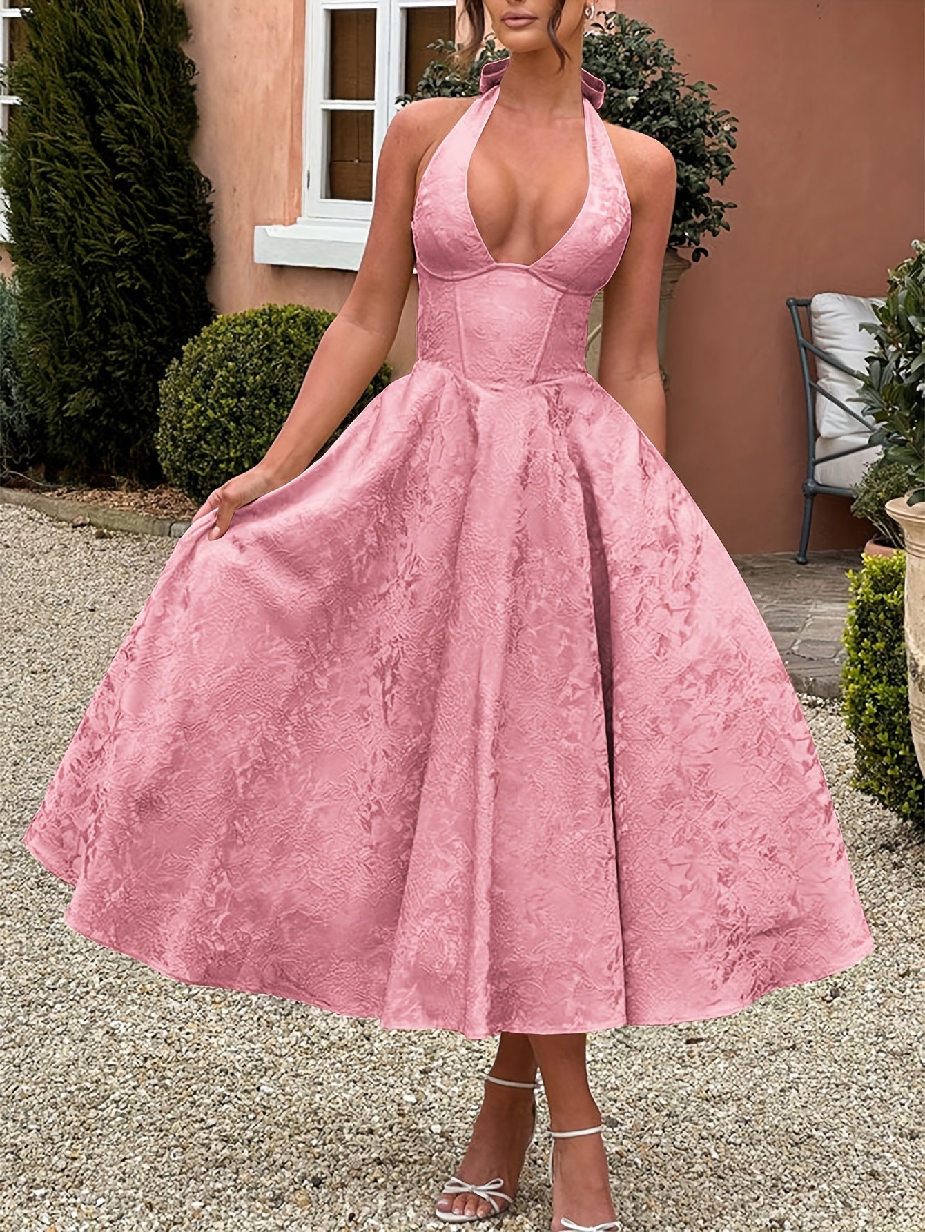 Women's French-Style Elegant Deep V Lace-Up Halter Dress, Jacquard Fabric Dress, Suitable for Evening Parties, Weddings, and Other Occasions